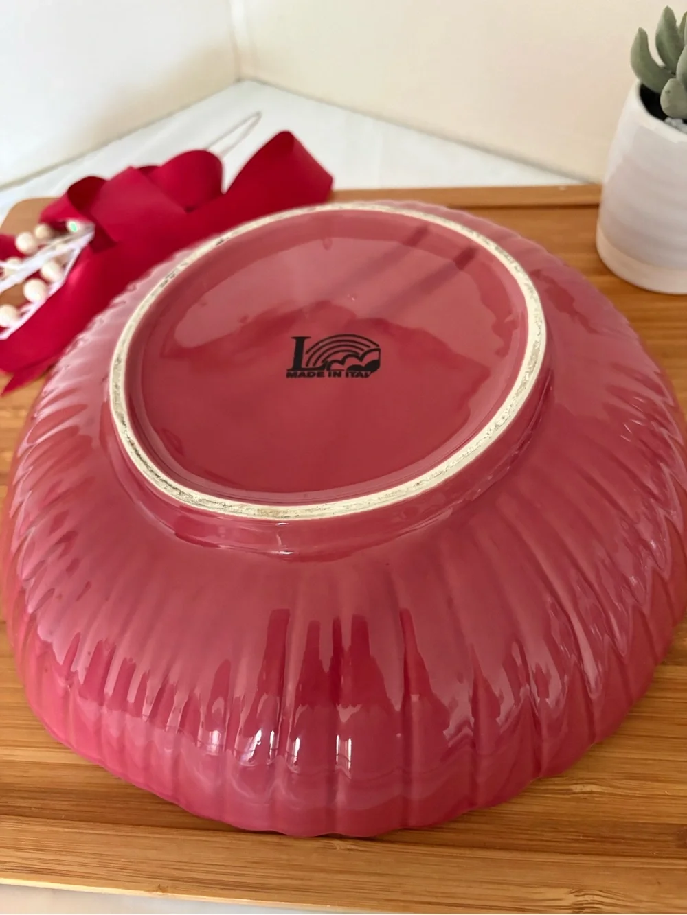 Vintage Banana Leaf Pattern Serving Bowl Maroon By L Made in Italy